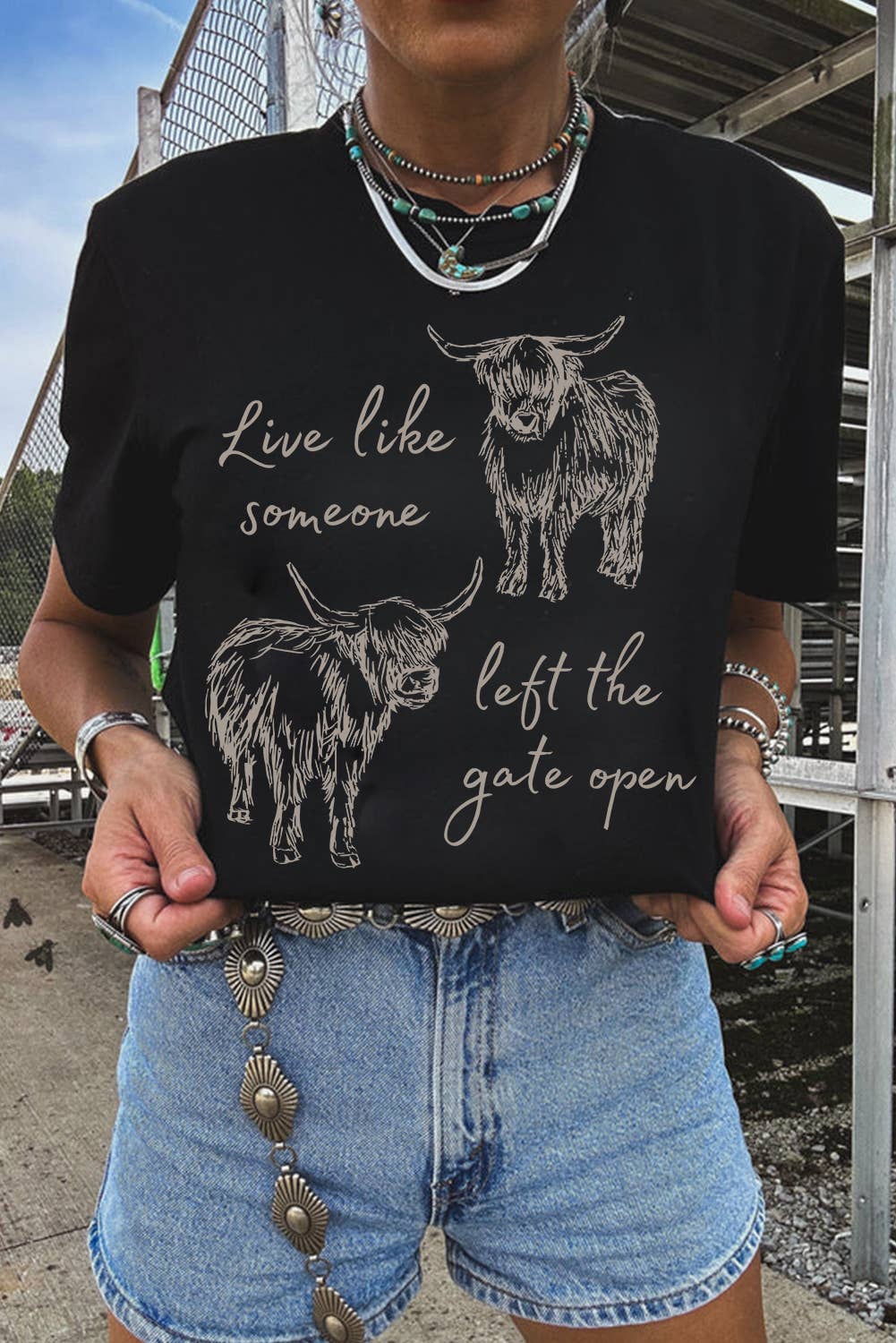 Fashion-W Western Cow Print Round Neck Casual Tee: As shown / Missy / M